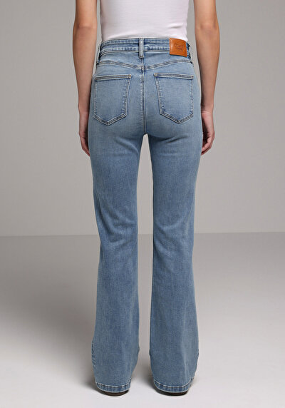 Image de 791 Monica Pantalon    En Jean Regular Fit Femme