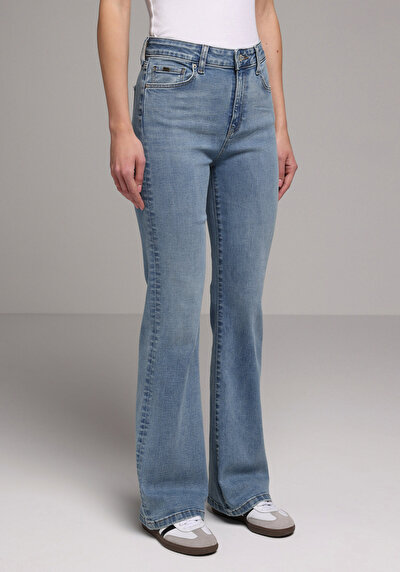Image de 791 Monica Pantalon    En Jean Regular Fit Femme