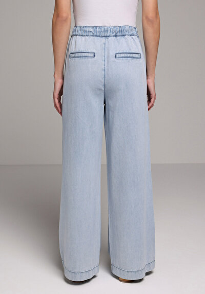 Image de 982 Mely Pantalon En Jean Loose Fit Femme
