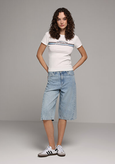 Image de T-shirt À Manches Courtes Ecru Slim Fit Imprimé Femme