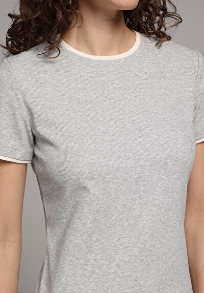 Image de Robe Gris Slim Fit Manches Courtes Normale Côtelé Femme