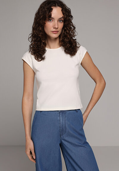 Image de T-shirt À Manches Courtes Blanc Slim Fit Droit Femme