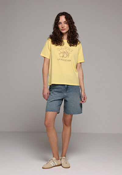 Image de T-shirt À Manches Courtes Jaune Regular Fit Imprimé Femme