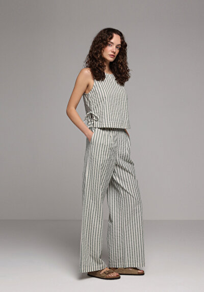 Image de Pantalon Vert Wide Leg High Rise En Uni Regular Fit Femme