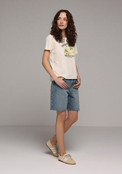 Image de T-shirt À Manches Courtes Ecru Regular Fit Imprimé Femme