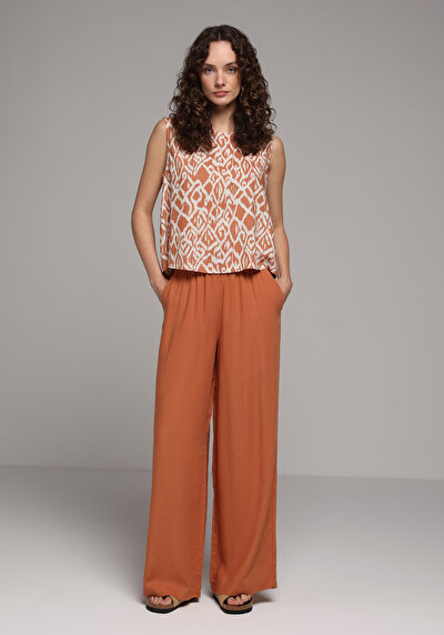Image de Pantalon Marron Wide Leg High Rise En Uni Regular Fit Femme