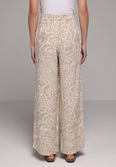 Image de Pantalon Beige Straight Leg High Rise En Uni Regular Fit Femme