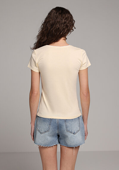 Image de Blouse À Manches Courtes Jaune Slim Fit Manches Courtes Femme