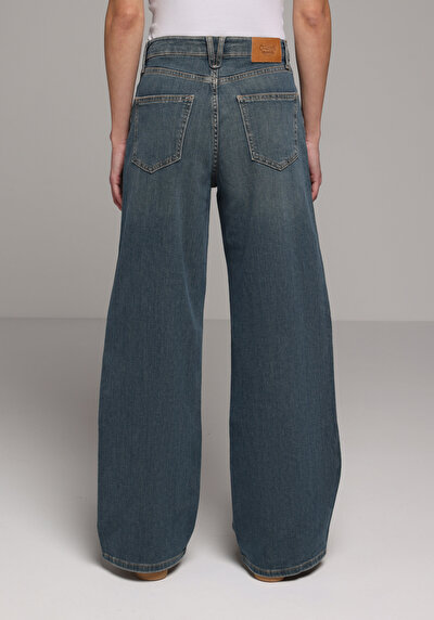 Image de 970 Berry Pantalon En Jean Regular Fit Femme