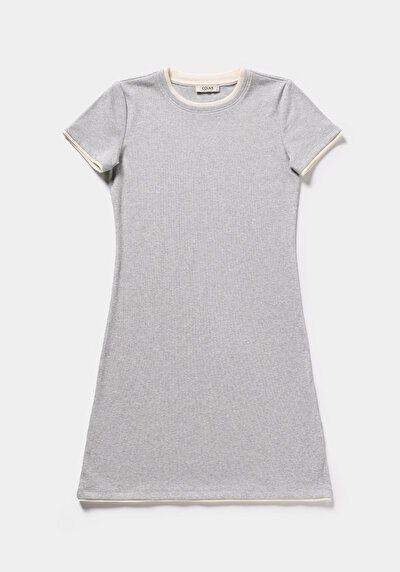 Image de Robe Gris Slim Fit Manches Courtes Normale Côtelé Femme