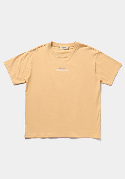 Image de T-shirt À Manches Courtes Jaune Oversize Fit Droit Femme