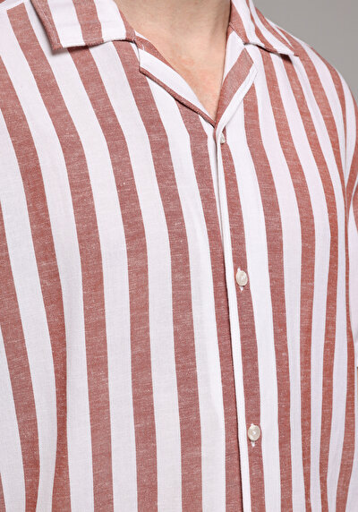 Afficher les détails de Chemise À Manches Courtes Saumon Rayé Relaxed Fit Homme