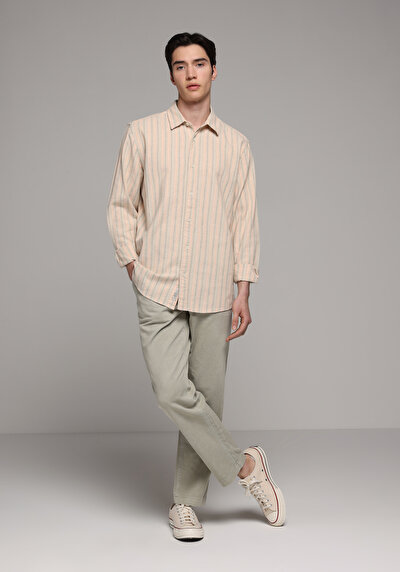 Image de Pantalon Kaki Straight Leg Medium Rise En Sergé Regular Fit Homme