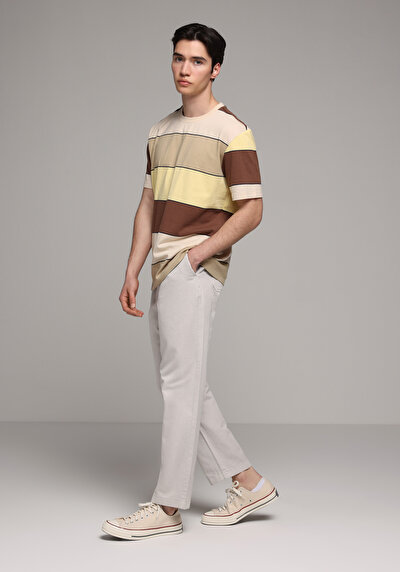 Image de Pantalon Blanc Straight Leg Medium Rise En Sergé Regular Fit Homme