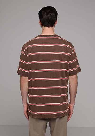 Image de T-shirt À Manches Courtes Marron Comfort Fit Rayé Homme