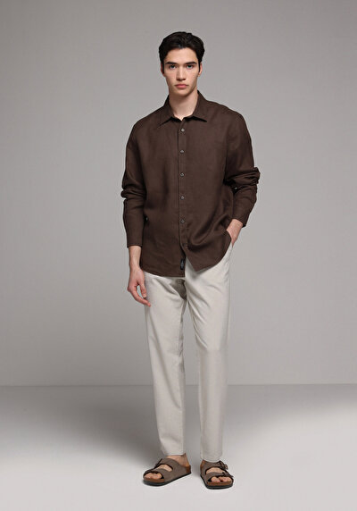 Image de Pantalon Beige Straight Leg Medium Rise En Sergé Regular Fit Homme