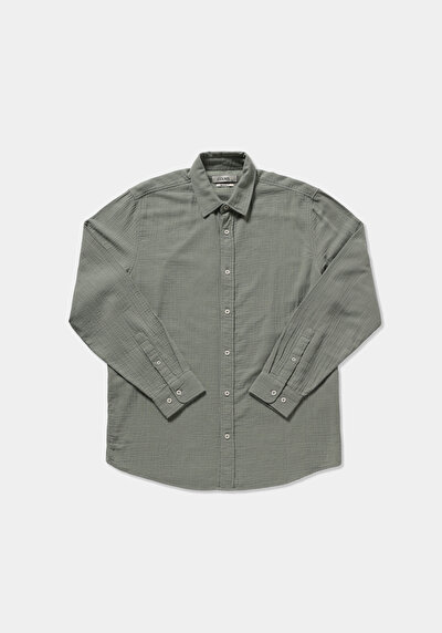 Image de Chemise À Manches Longues Vert Relaxed Fit Droit Tissu Froissé Homme