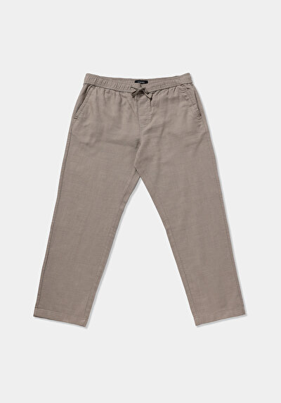 Image de Pantalon Beige Straight Leg Medium Rise En Sergé Regular Fit Homme