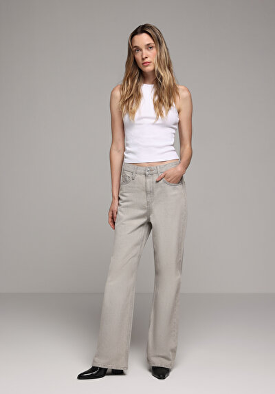 Image de 900 Laris Pantalon En Jean Straight Fit Femme