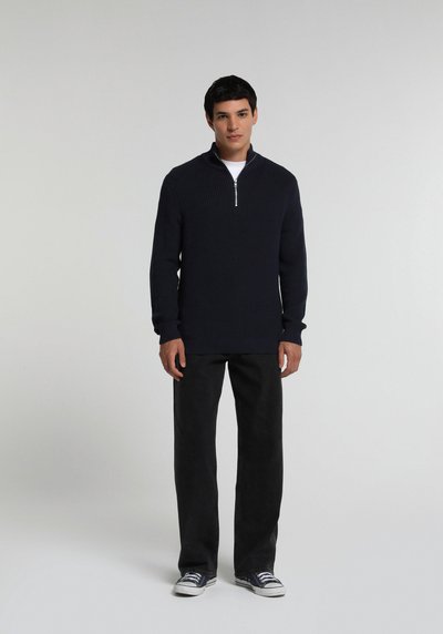 Image de Pull Marine Regular Fit Manches Longues  Homme