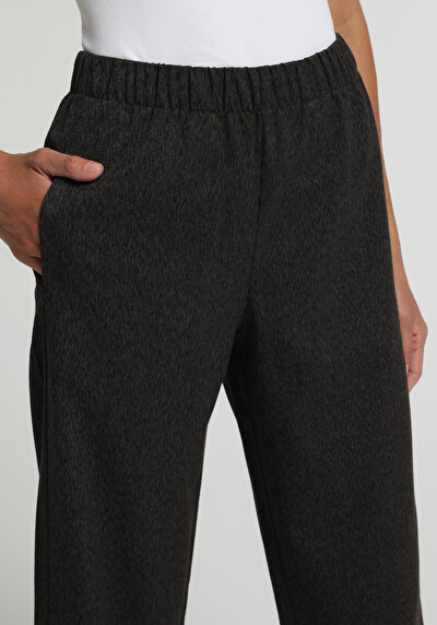 Image de Pantalon Anthracite  High Rise Sergé Regular Fit Femme
