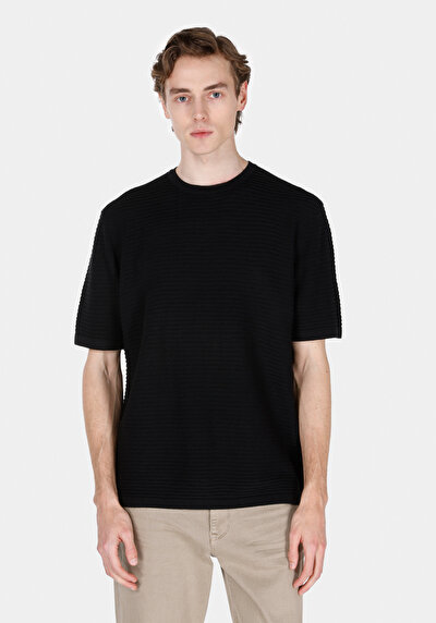 Image de Tricot Noir Comfort Fit  Homme