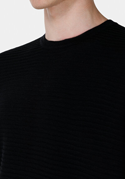 Image de Tricot Noir Comfort Fit Homme