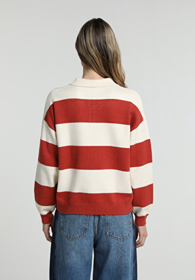 Image de Pull Rouge Regular Fit Manches Longues Femme