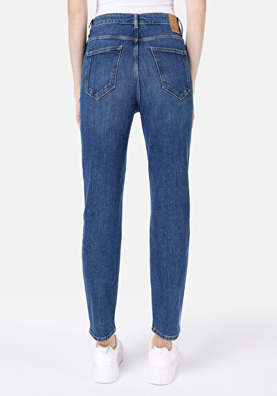 Image de 896  Maria Pantalon Denim Tapered Leg  En  Mom Fit Femme