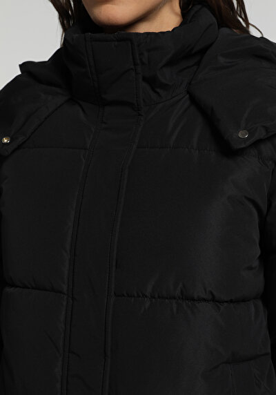 Image de Veste Noir Regular Fit Manches Longues Matelassé Femme