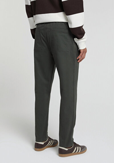 Image de Pantalon Vert Straight Leg Medium Rise Sergé Regular Fit Homme