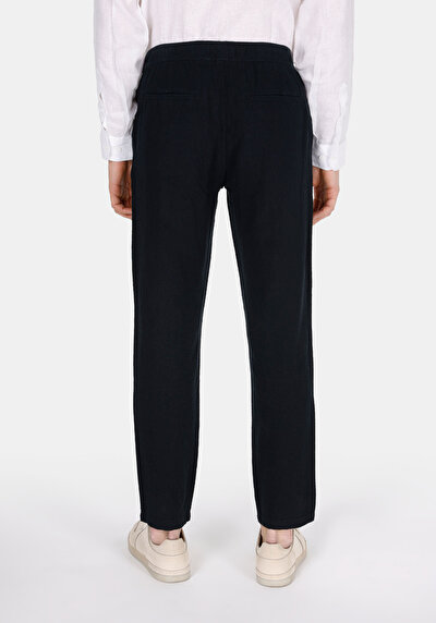 Image de Pantalon Noir Long Medium Rise Lin Regular Fit Homme