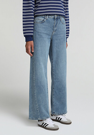 Image de 970 Berry Pantalon En Jean    Wide Leg Fit Femme