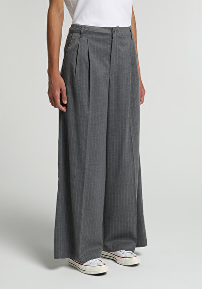 Image de Pantalon Gris Wide Leg High Rise Sergé Regular Fit Femme