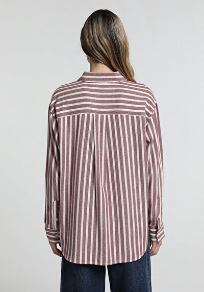 Image de Chemise À Manches Longues Bordeaux Boyfriend Fit Rayé Sergé Femme