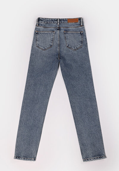 Image de 703 Carla Pantalon En Jean  Straight Leg Medium Rise Slim Fit Femme