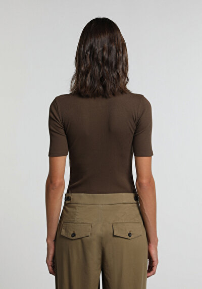 Image de T-shirt À Manches Courtes Marron Slim Fit  Femme