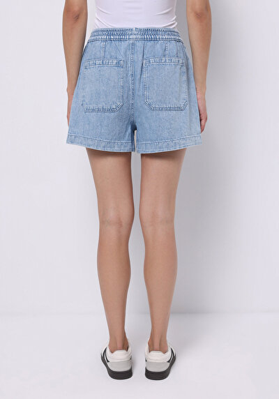 Image de Short Regular Fit Femme