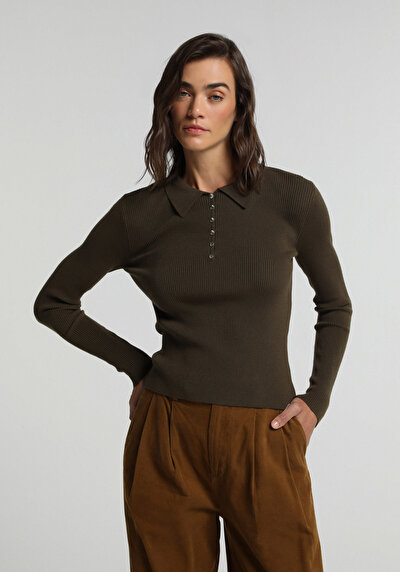Image de Pull Kaki Slim Fit Manches Longues Femme