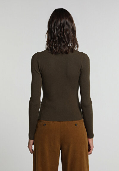 Image de Pull Kaki Slim Fit Manches Longues Femme