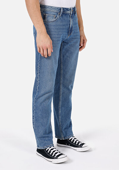 Image de 045 David Pantalon En Jean  Straight Leg Medium Rise Regular Fit Homme