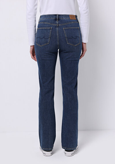 Image de 792 Mila Pantalon En Jean Bleu Medium Rise Regular Fit Femme