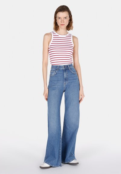Image de Athlète Rouge Slim Fit Femme