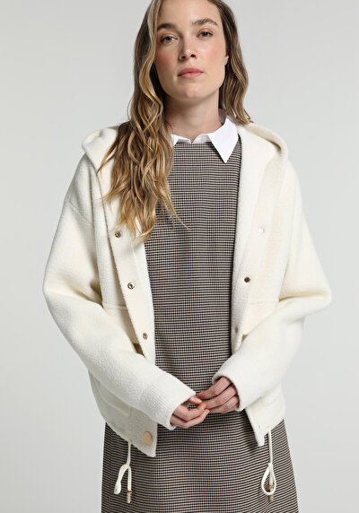 Image de Blanc Regular Fit Manches Longues  Tricots Femme