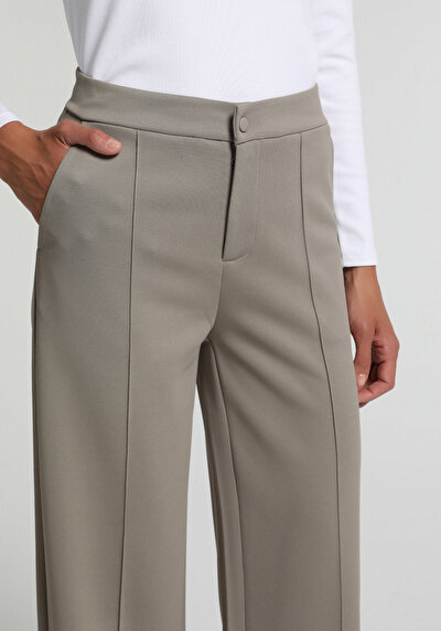 Image de Pantalon De Survêtement Marron Regular Fit Femme