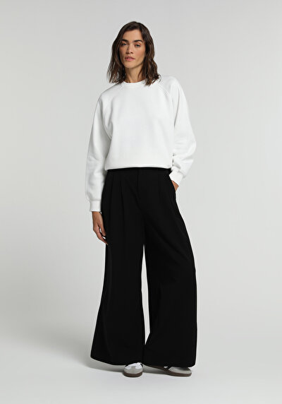 Image de Pantalon Noir High Rise Sergé Regular Fit Femme