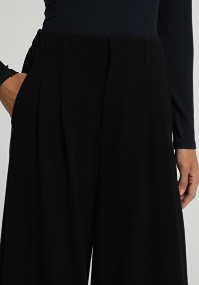 Image de Pantalon Noir  High Rise Sergé Regular Fit Femme