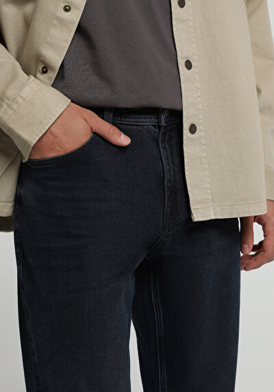 Image de 067 Jack Pantalon En Jean  Tapered Leg Medium Rise Slim Tapered Fit Homme