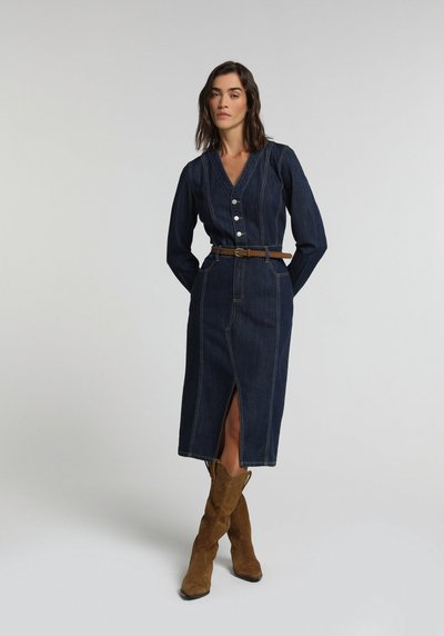 Image de Robe Slim Fit Manches Longues Mdi Jean Femme