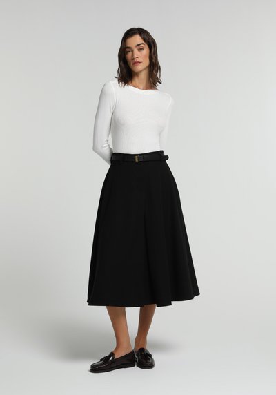 Image de Jupe Noir Midi Droit Sergé Mdi Femme